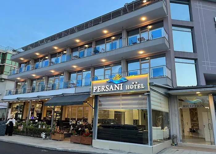 Persani Hotel-Free Parking