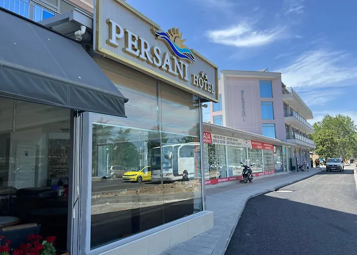 Persani Hotel-Free Parking
