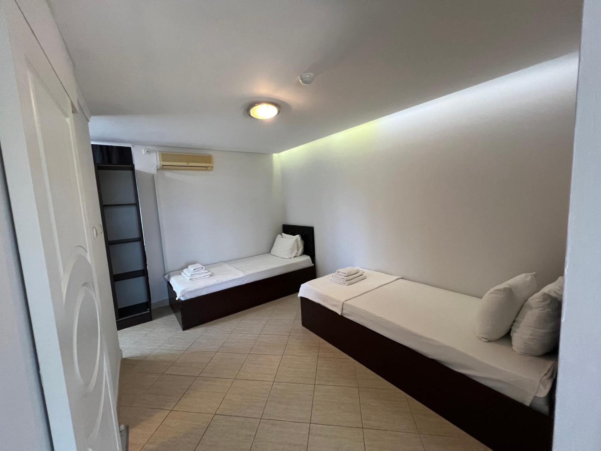 Hotel Persani Hotel-free Parking