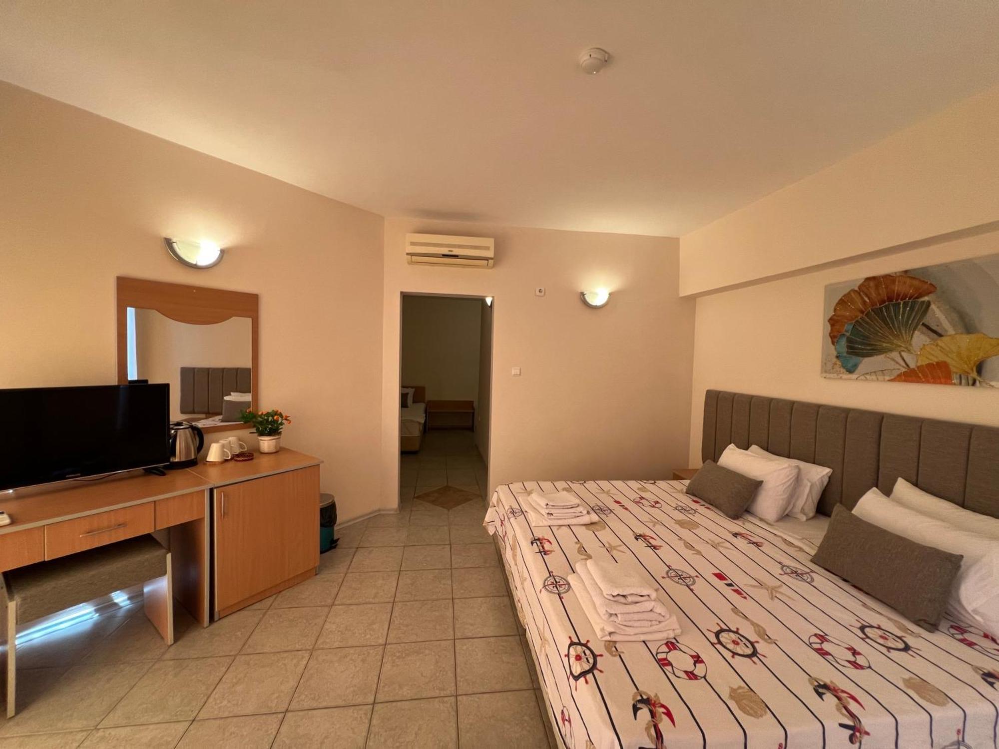 Persani Hotel-free Parking Hotel Słoneczny Brzeg