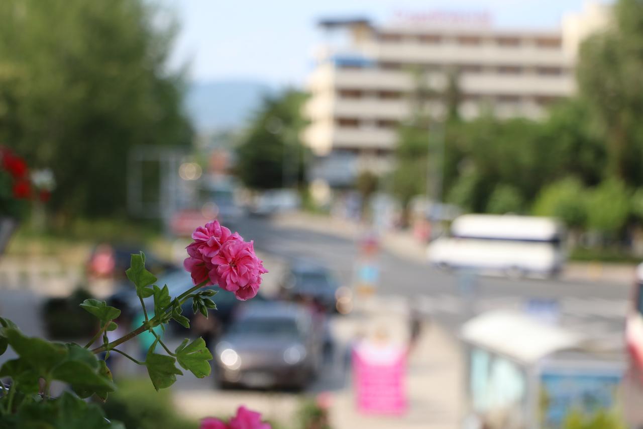 Persani Hotel-free Parking